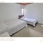 Apartamento de dos habitaciones amoblado.
